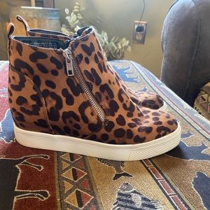 Sneaker wedges
